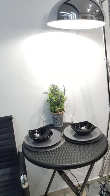 Modern Office Apartment.Wifi,2A/C,Luxury Fur/Tures Thessaloniki Exterior foto